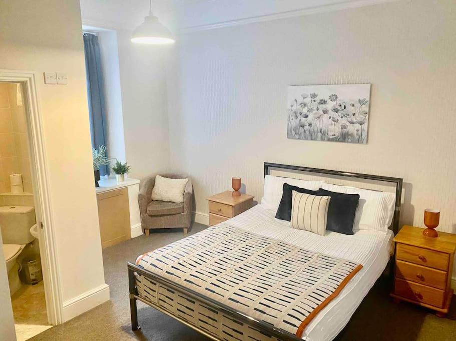 Bright 2 Bedroom Apartment Near Seafront Central פנזאנס מראה חיצוני תמונה